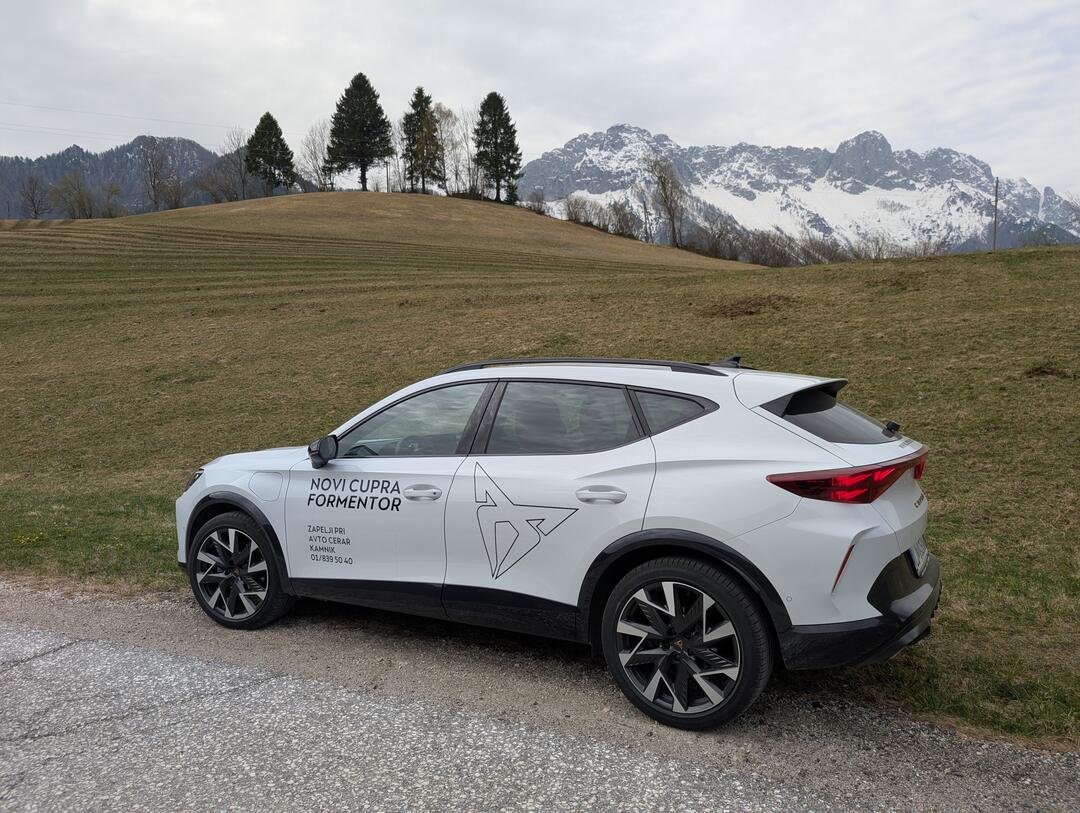 Read more about the article Cupra Formentor e-Hybrid (2026) – Test, izkušnje in realna poraba